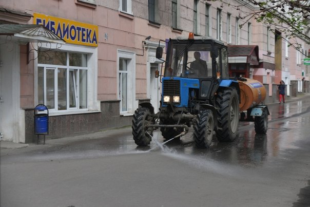 702FzIb5Kwg_c045f.jpg - 54.62 kB
