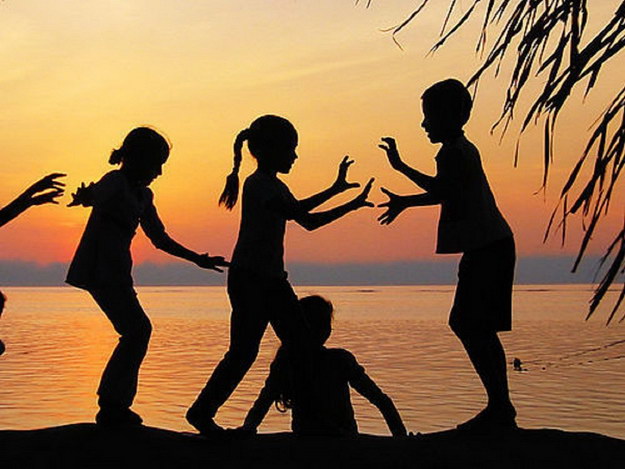 children_50a89.jpeg - 68.90 kB