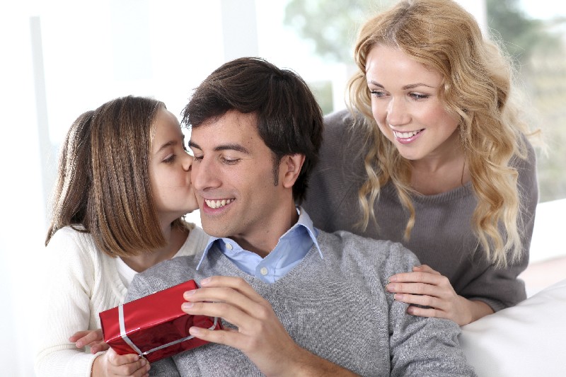fathers-day_istock1_bc7a2.jpg - 118.40 kB