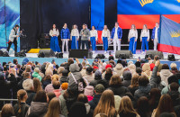С днём рождения, родной регион!: на улице Ленинградской прошел большой концерт в честь 88-летия Мурманской области