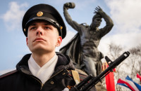 Мурманчане отметили день присвоения Мурманску звания «Город-герой» традиционной Вахтой памяти